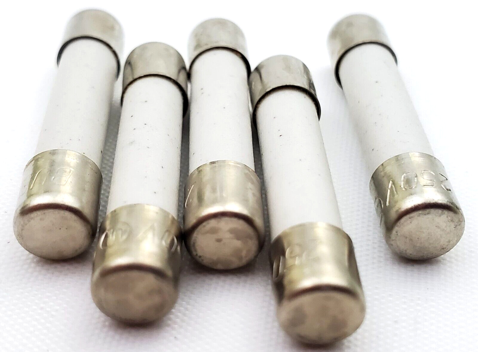 Box of 100 Bussmann MDA6-1/4 Fuses 6-1/4 Amp 250 Volt Slow Blow 1/4″ x 1-1/4″