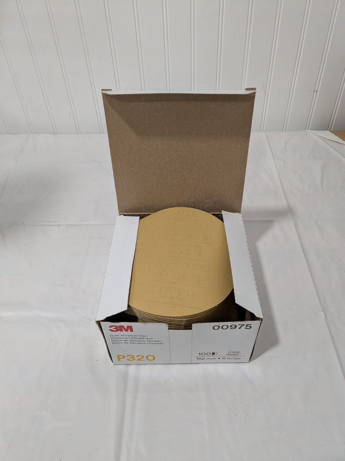 100ct 3M Gold Abrasive 6″ Hookit Sanding Discs – Grit P320 00975