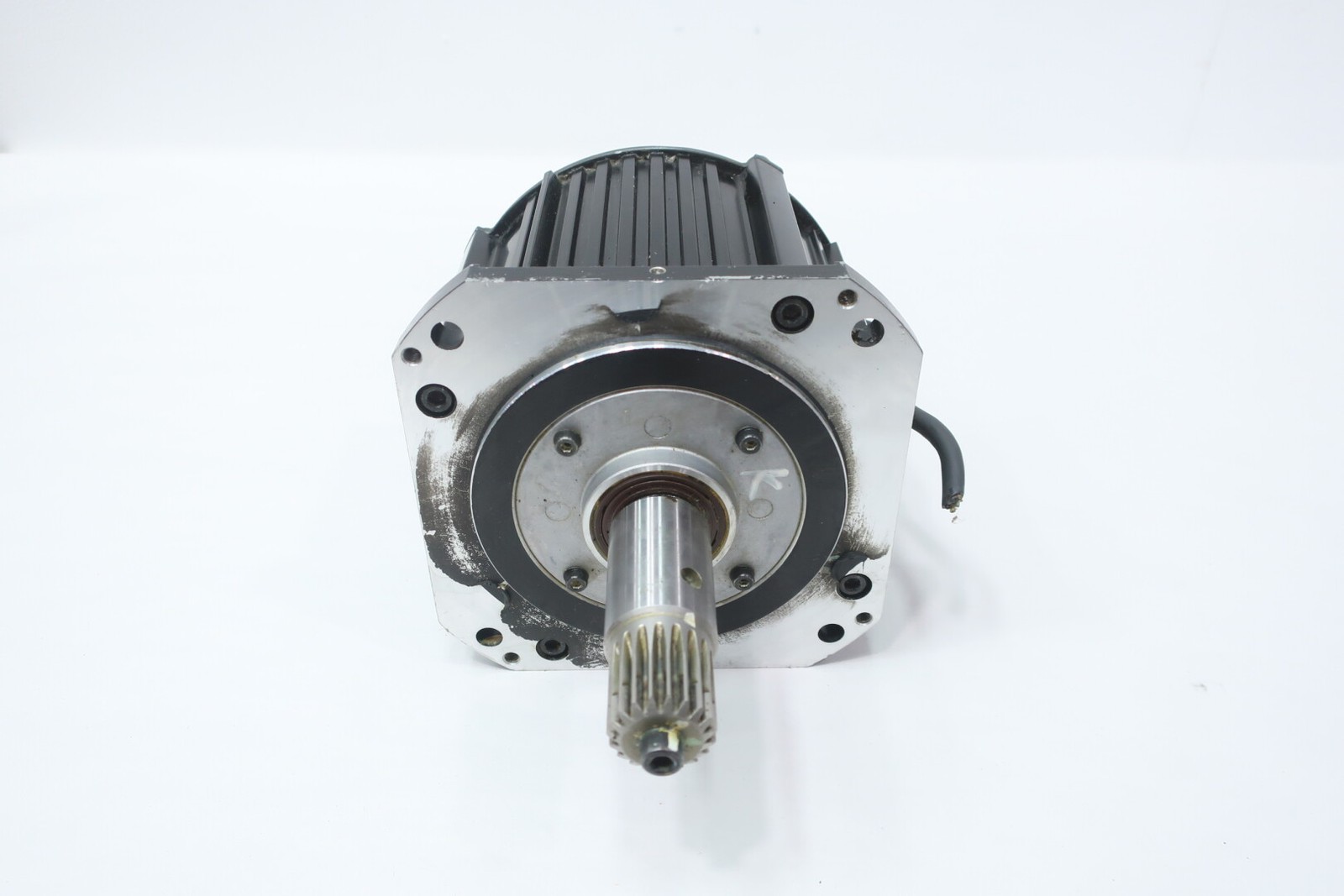 Yaskawa SGMRS-12A2B-YR11 Servo Motor 1150w 2000rpm 5.49nm 200v-ac