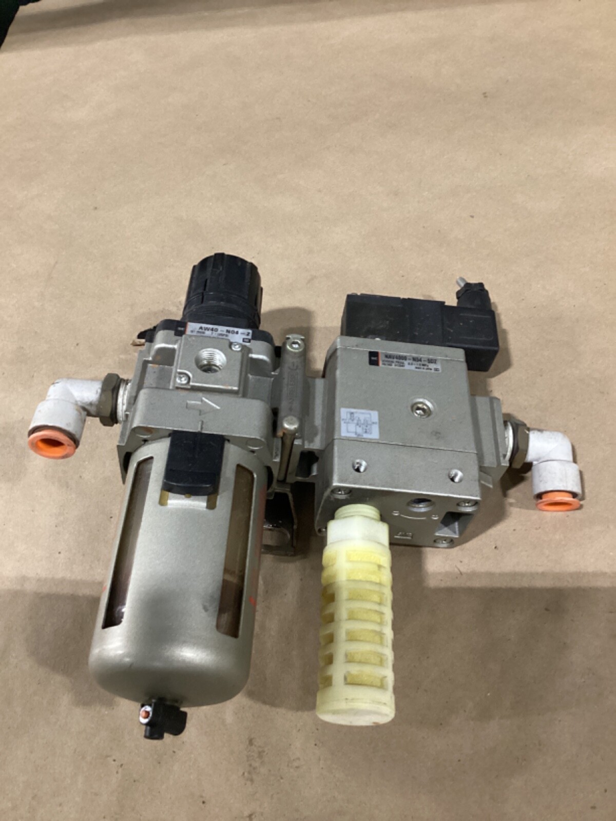 SMC AV4000-N04-Z REGULATOR MANIFOLD NAV4000-N04-5DZ #103F15FML