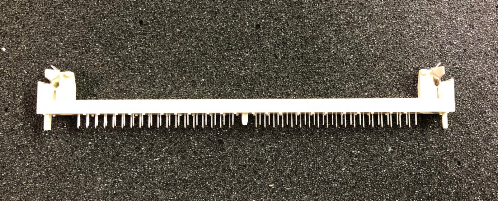 AMP 822021-4 72 Position SIMM RAM Socket Through Hole **NEW** Qty.10