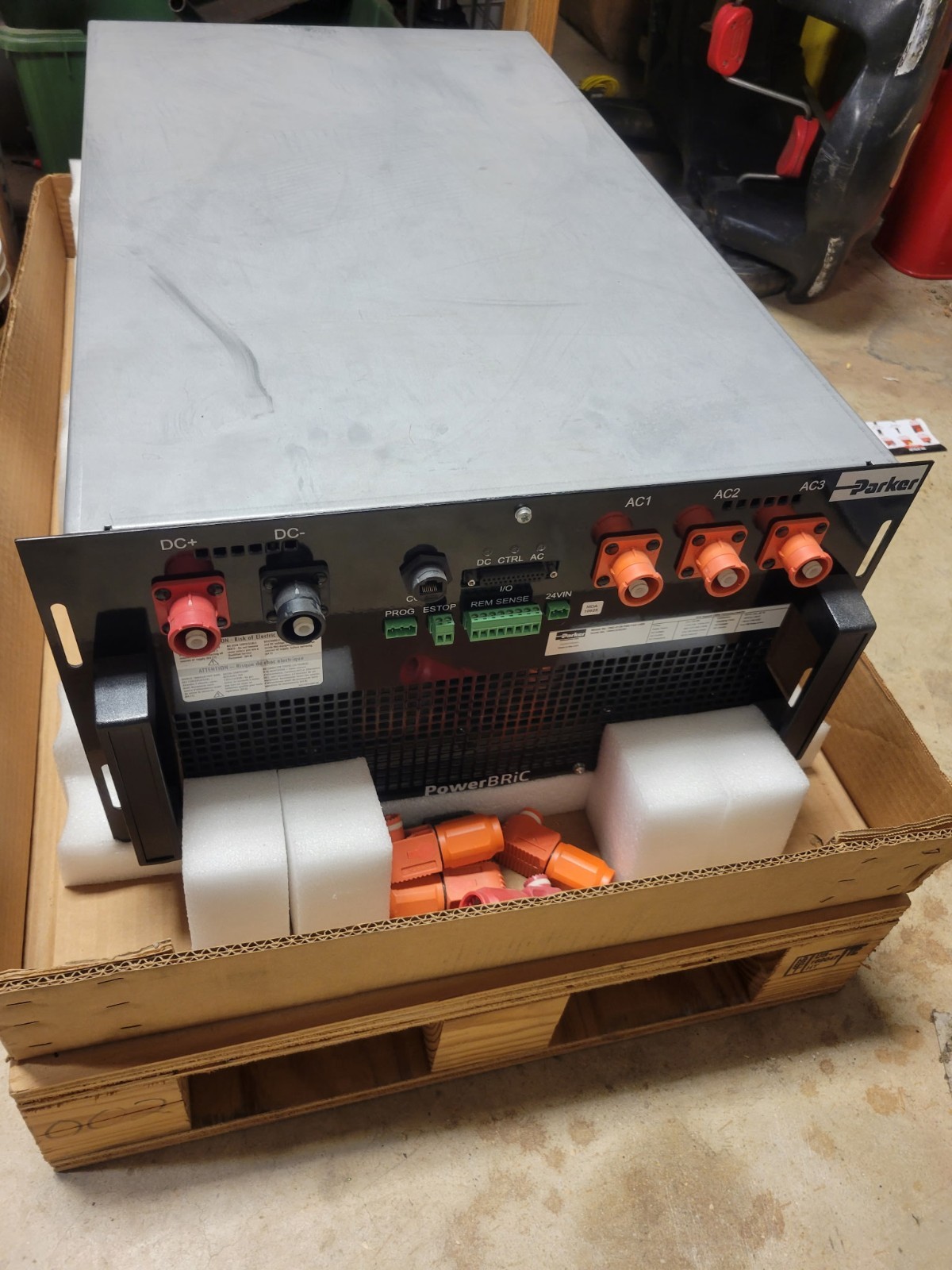 Parker Grid Support Utility Interactive Inverter 125KW DC 1150V AC 480/277V 150A