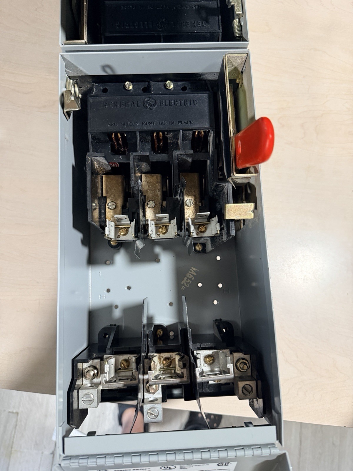 GE Spectra ADS36600HD 60A Fusible Load Break Switch 3 Pole 600V USED WORKING