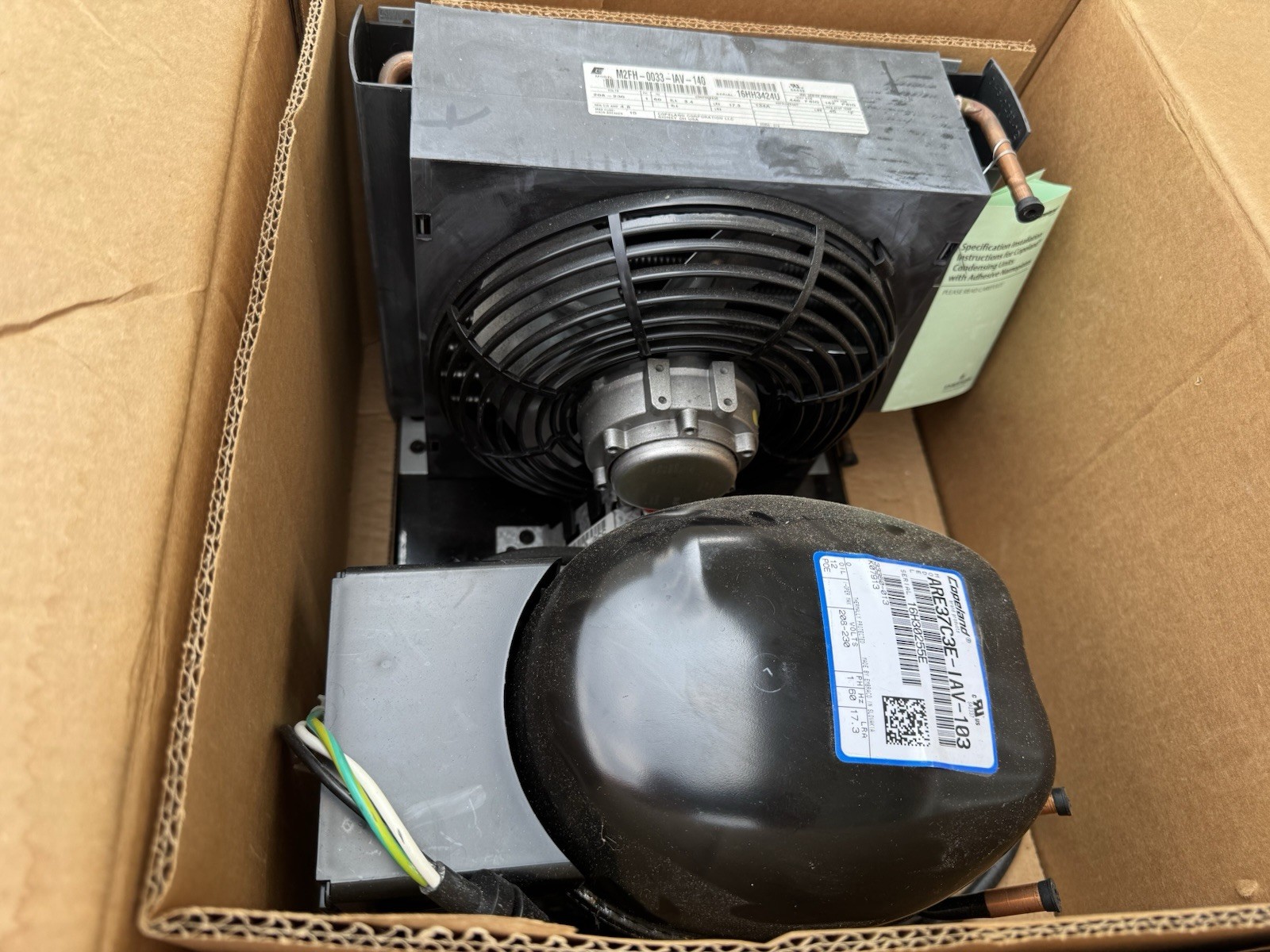 Copeland ARE37C3E-IAV-103 Condensing Unit 208-230V 1PH w/ M2FH-0033-IAV-140 NEW