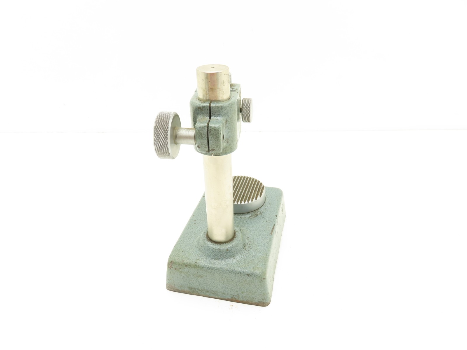 Mitutoyo 7003 Indicator Transfer Stand Serrated Anvil 6-3/8″H Post 3/8″ Stem