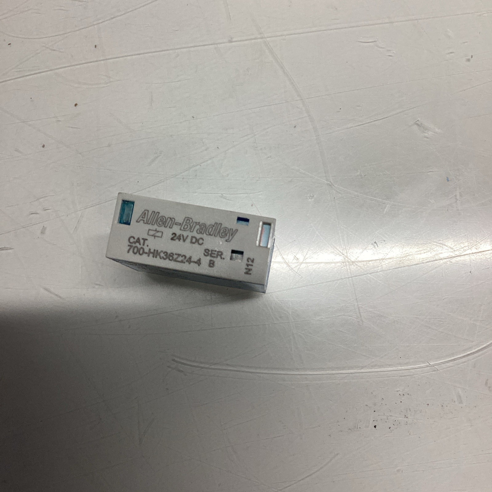 ALLEN BRADLEY 700-HK36Z24-4 SERIES B RELAY S-983