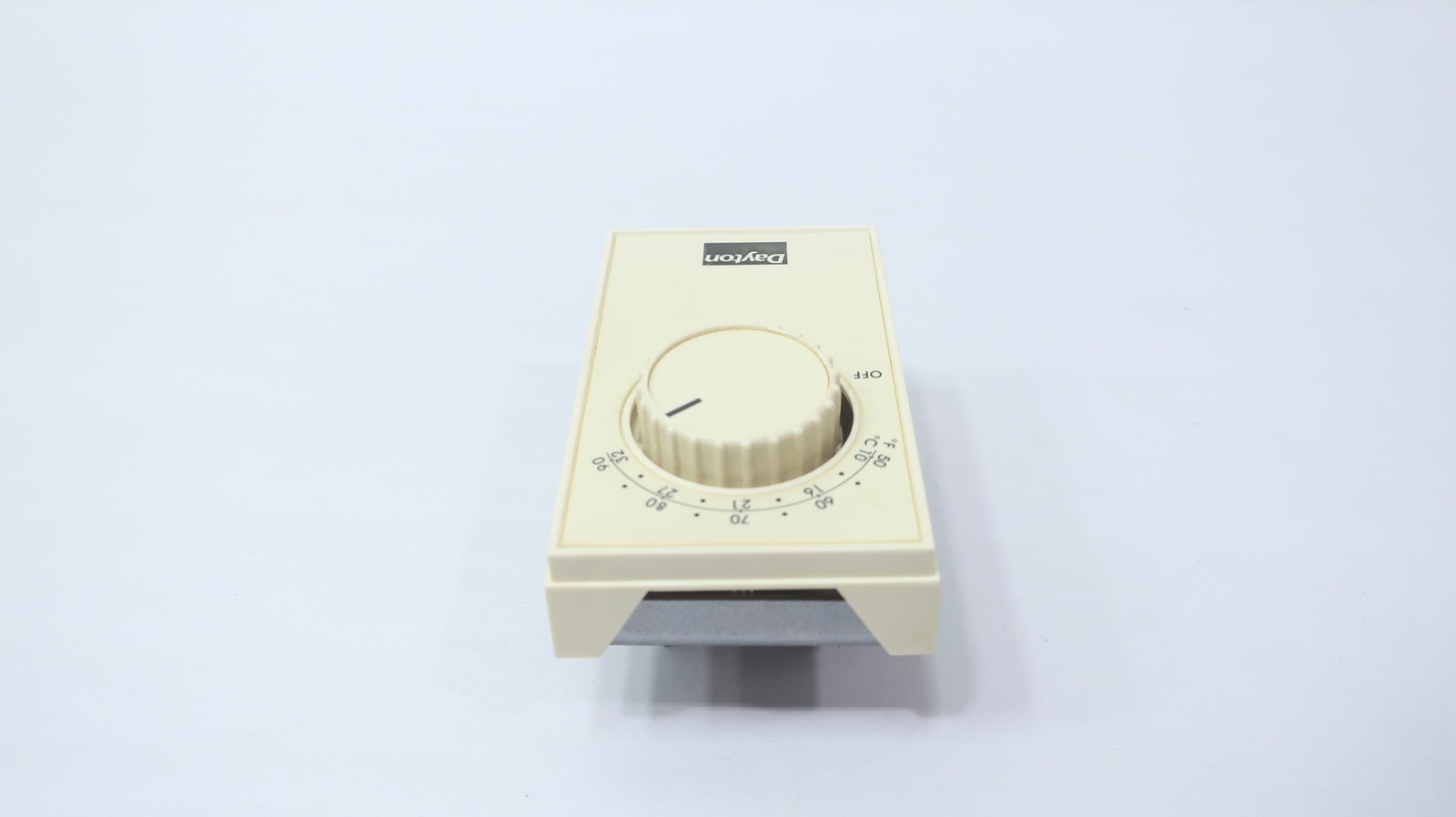 Dayton 4PU48 Heating Control Thermostat 120/277v-ac 50-90f