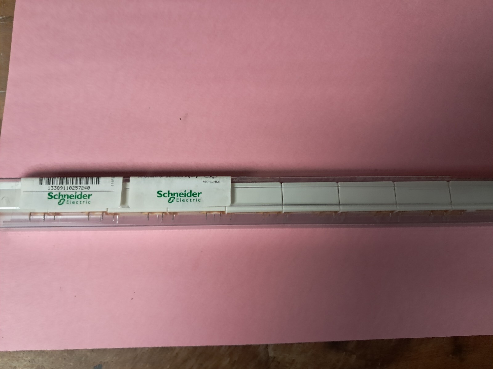 Schneider Electric Plug-In Relay RSB1A120F7 Lot of 9