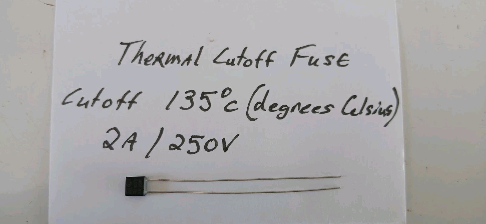 Thermal Cutoff Fuse RH 135°c / 2A /250V