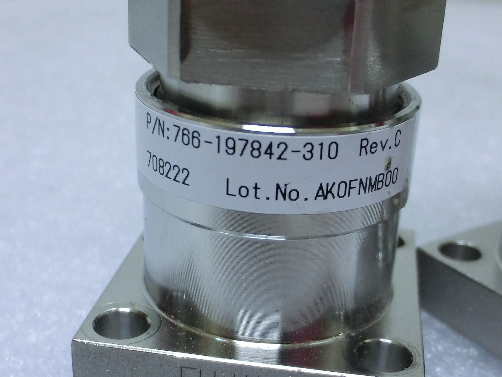 2pc Fujikin 708222 Diaphram Valve,LAM 766-197842-310 Rev C,O.P.0.5~0.6mPa_,96435