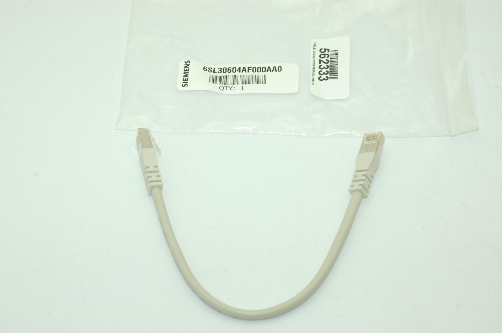 Siemens 6SL30604AF000AA0 DRIVE-CLIQ CABLE IP20/IP20 LENGTH: 0.21 M – Lot of 10