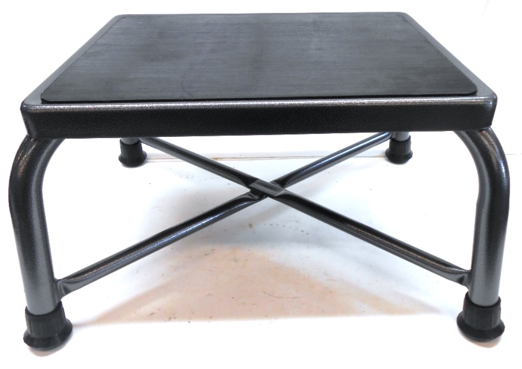 MEDICAL STEP STOOL, 9″ STEP, 300 LB CAPACITY, NON-SKID, POWDER COATED