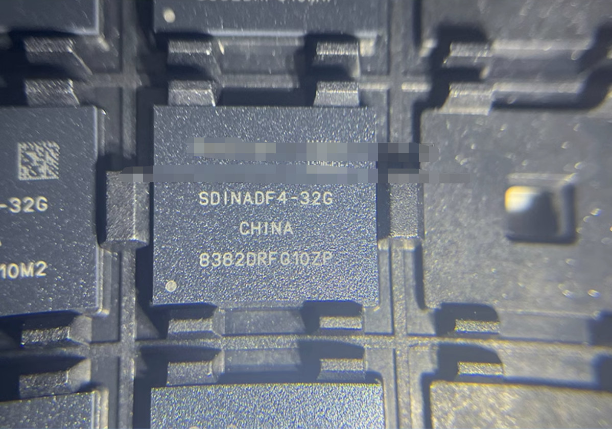 1x New SDINADF432G 5DINADF4-32G SD1NADF4-326 SDINADF4-32G FBGA153 IC Chip