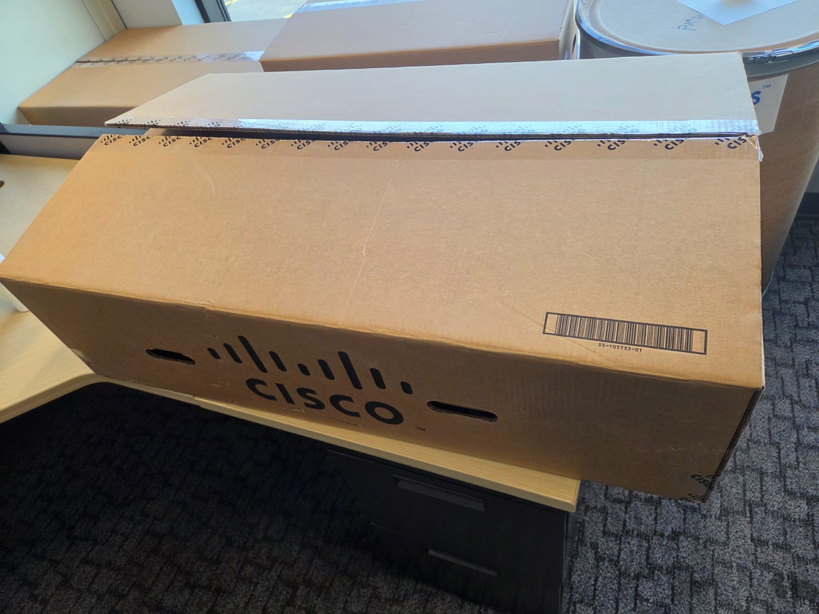 Empty shipping box with oem thermoform for Cisco N9300 switch appliance – Used