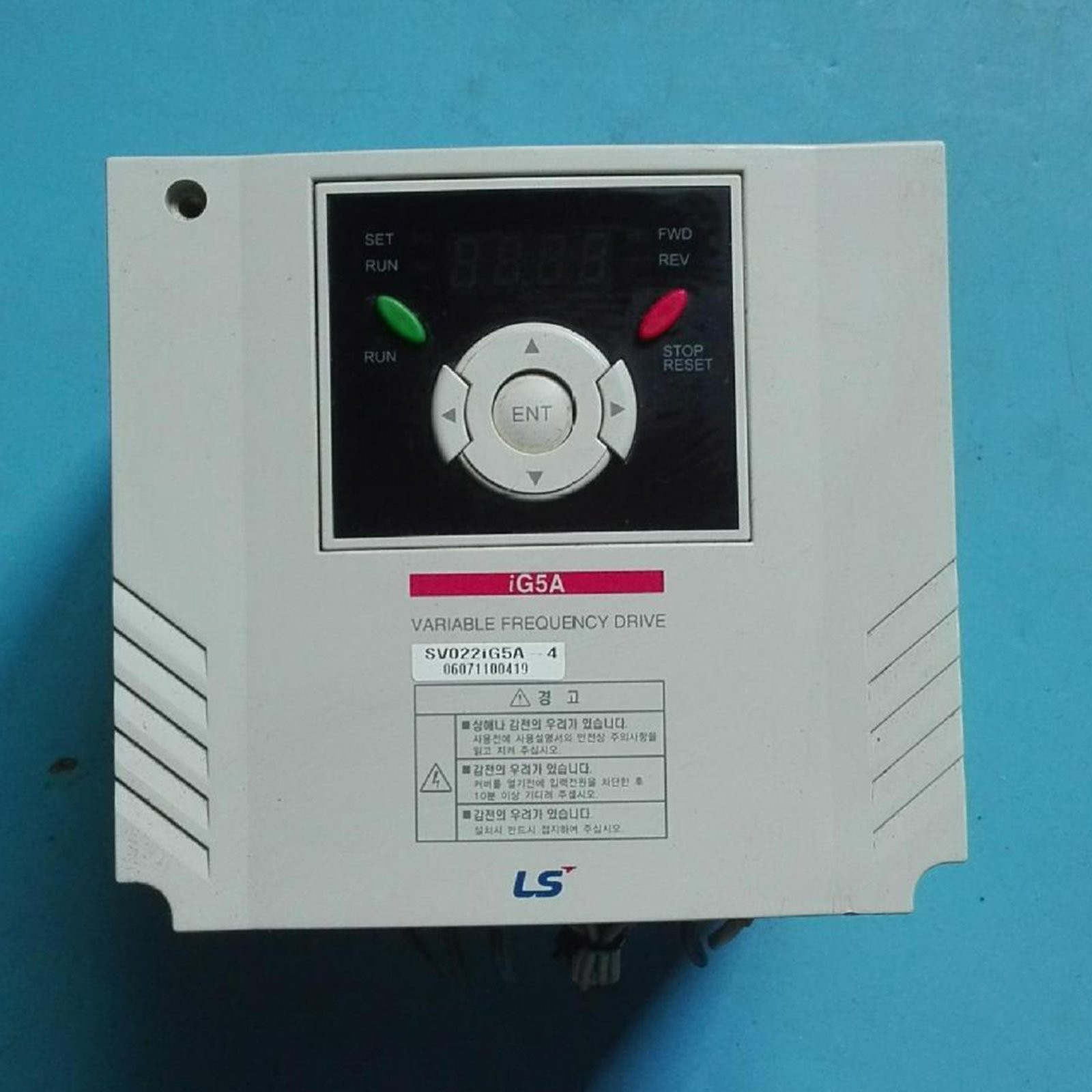 one Used LS LG SV022IG5A-4 Inverter 2.2KW 380V fast Ship #YP1