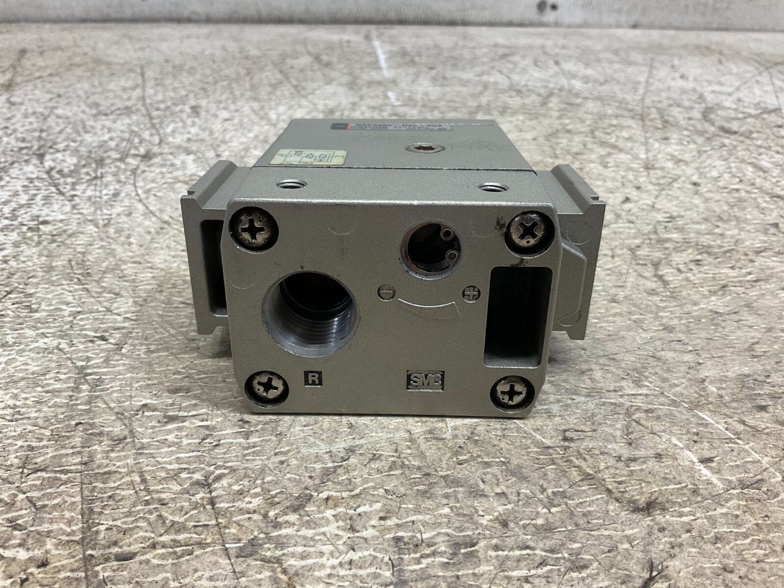SMC NAV4000-N04-5DZ Soft Start Valve 24 VDC NAV4000N045DZ