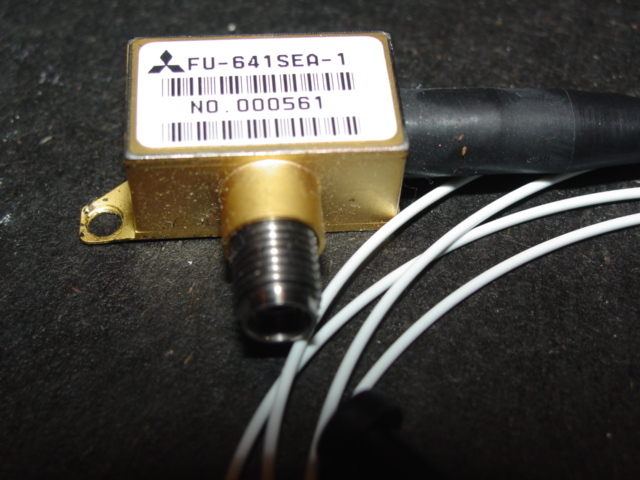 Modulator integrated DFB Laser Mitsubishi 10G approx 1mW DFB SMA Or SMB coaxial