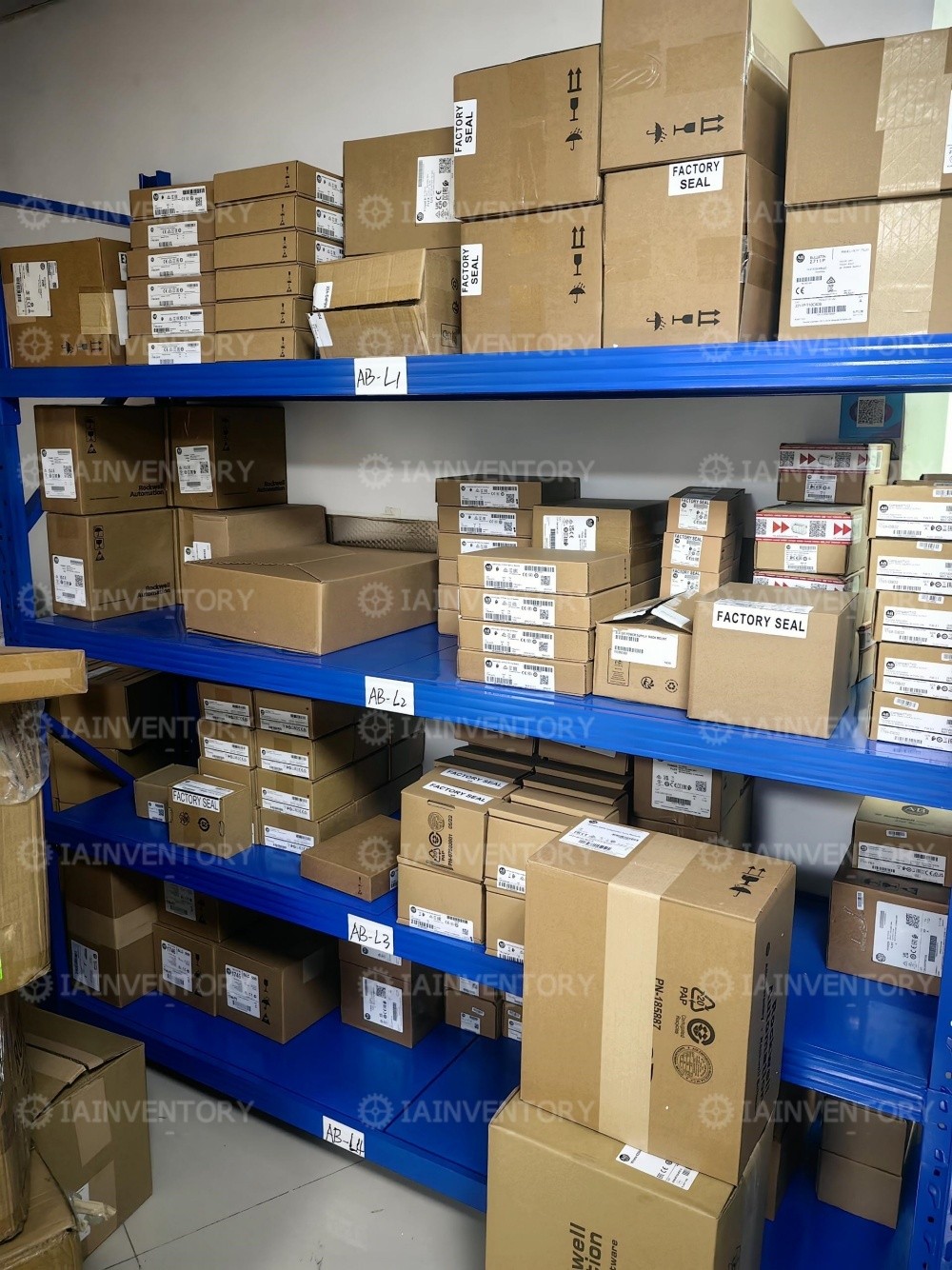 1PC New Schneider XMLA035A2S11 With 1 Year Warranty Free Tax
