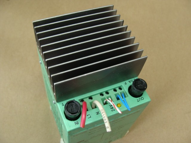 LOT OF 2 PHOENIX CONTACT POWER SUPPLIES 2939027 CM90-PS-120VA/24DC/2 2941248