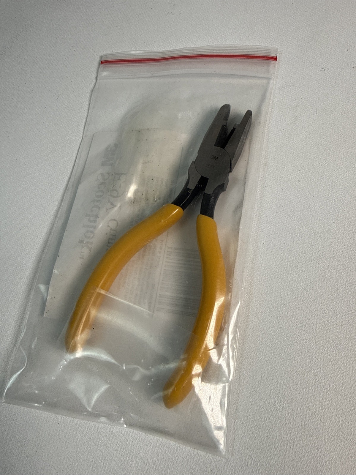 3M Scotchlok E-9Y Crimping Tool with Yellow Sheath MPN E-9Y E9Y