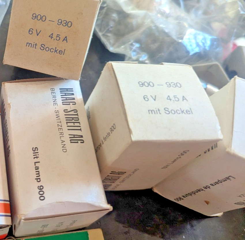 NOS Vint. SWISS Haag-Streit Slit Lamp 900 930 bulb &socket Tungsten 6V, 4.5A