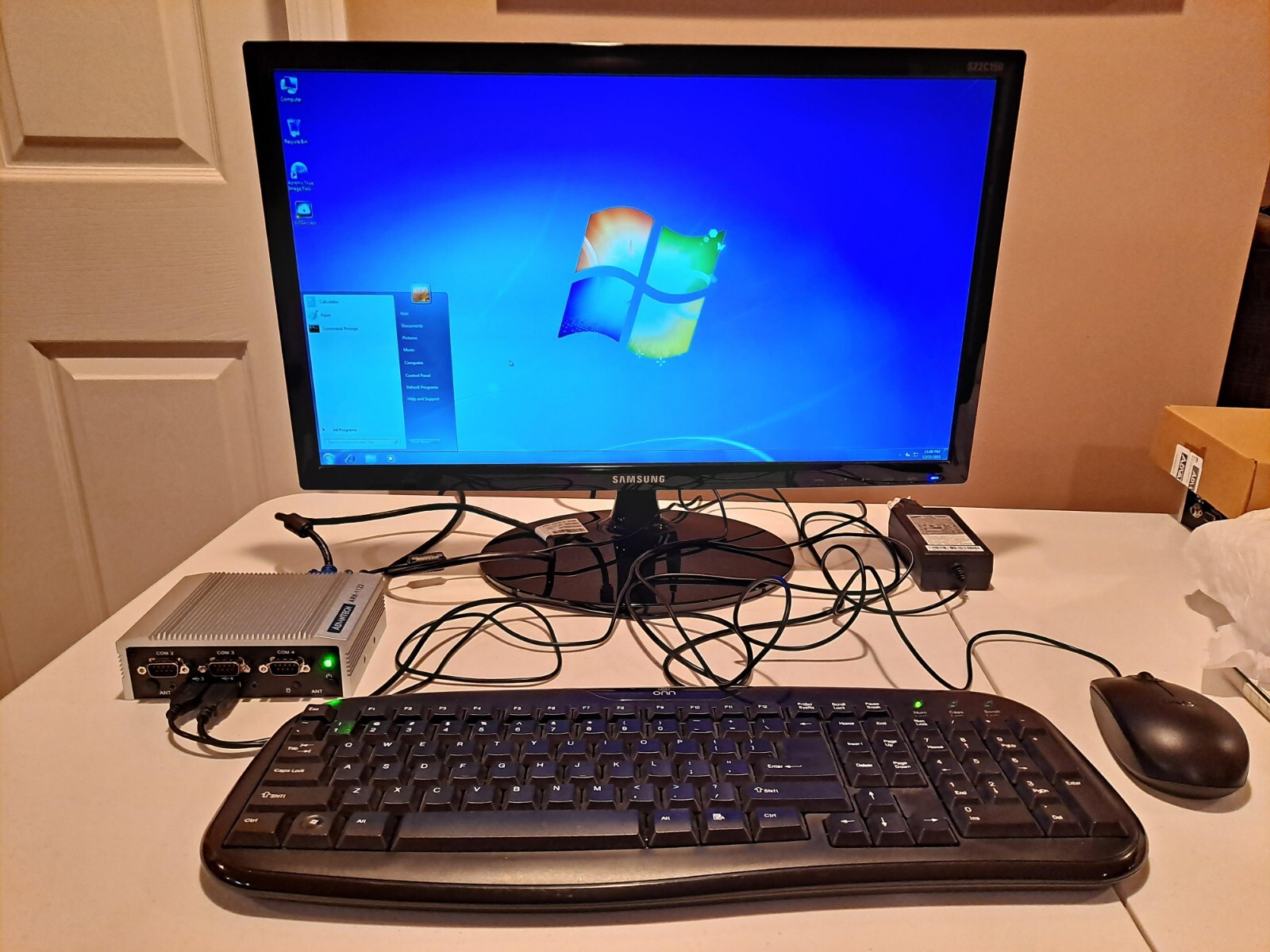 Advantech ARK-1122 Embedded PC