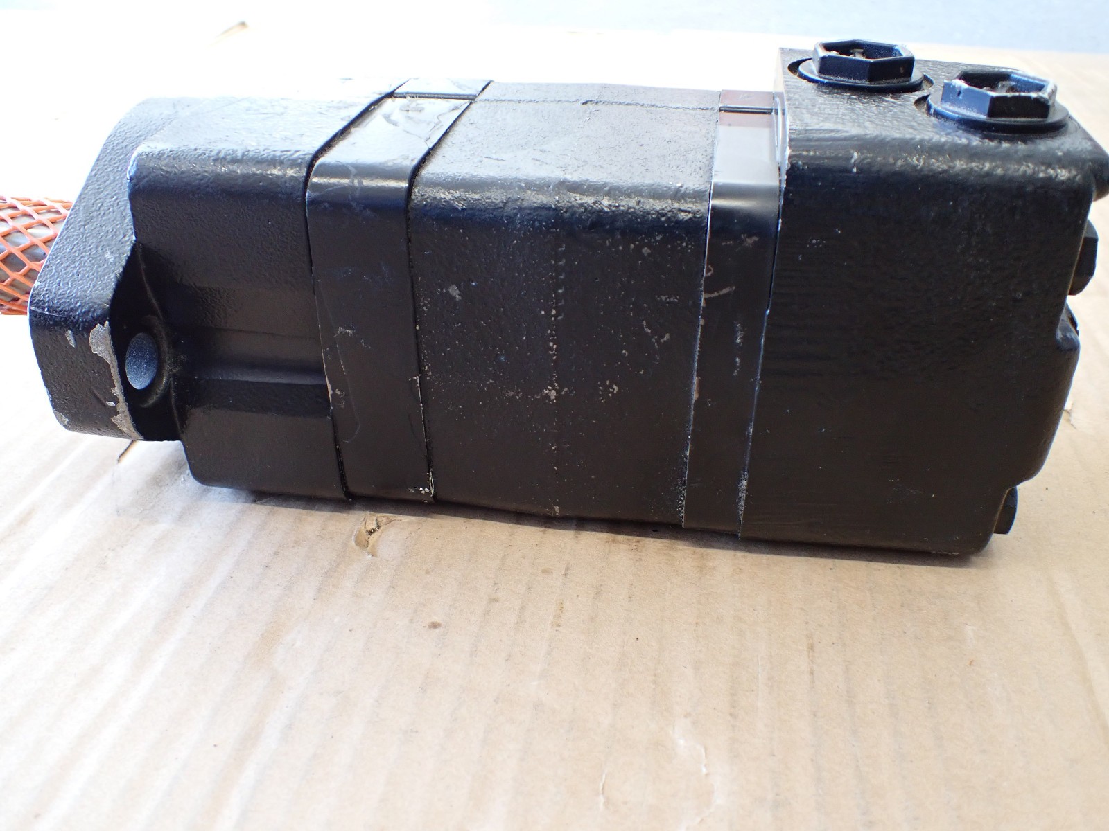 Unbranded 350400A71-G9 Hydraulic Motor – See Description