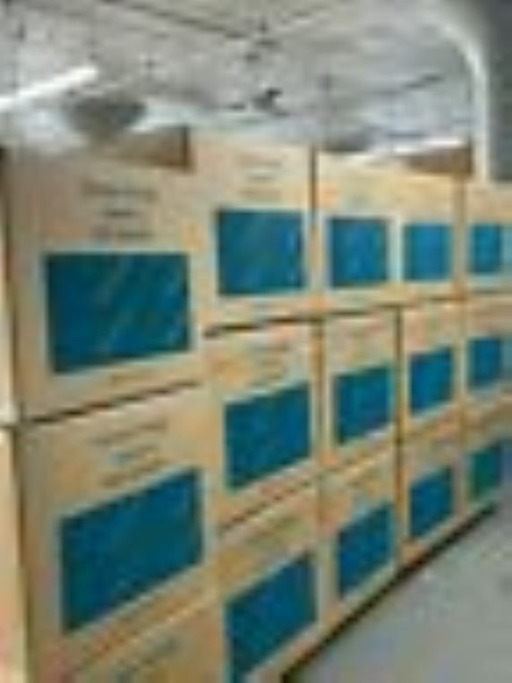 Herman Miller Aeron Remastered Chair – Size B Graphite -open box –
