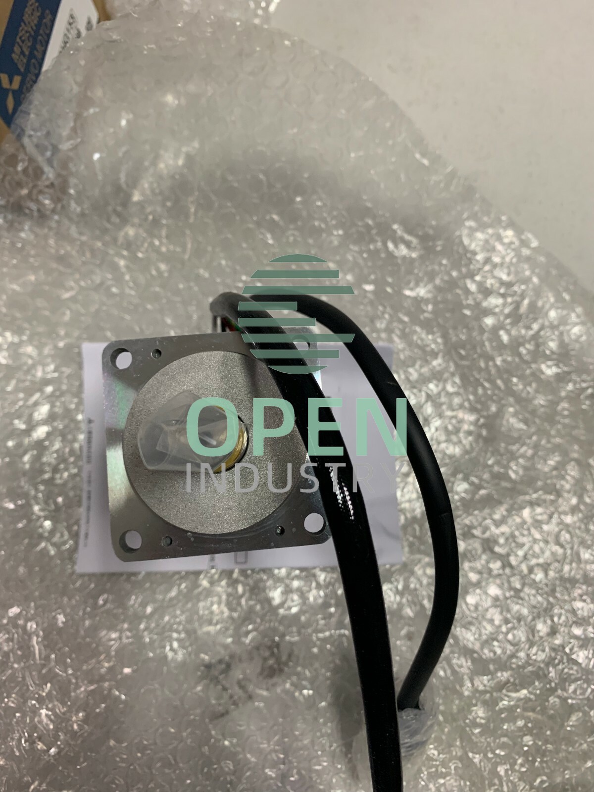 New in box 1PCS Mitsubishi HC-MFS43 AC SERVO MOTOR 400W