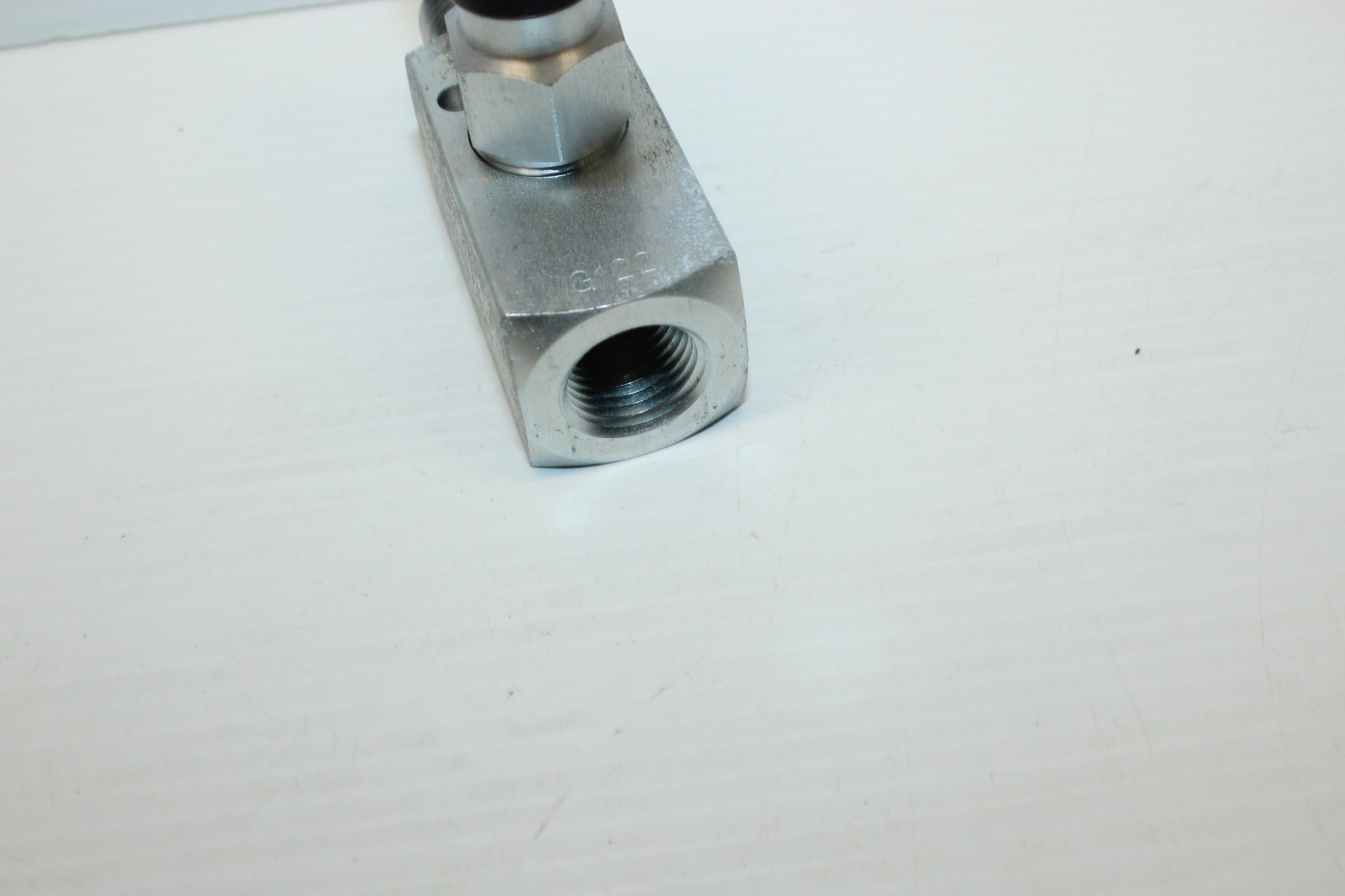 ⭐NEW OTHER⭐Magnum 1/2″Needle Valve MF-500-CS R&M Energy 10,000 PSI Isolating