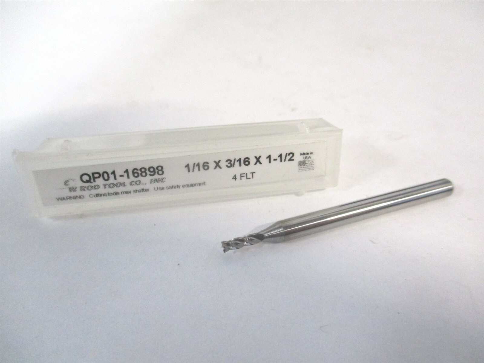 W Rod (QP01-16898) 1/16″ x 3/16″ x 1-1/2″ OAL 4-Flute Square End Mill