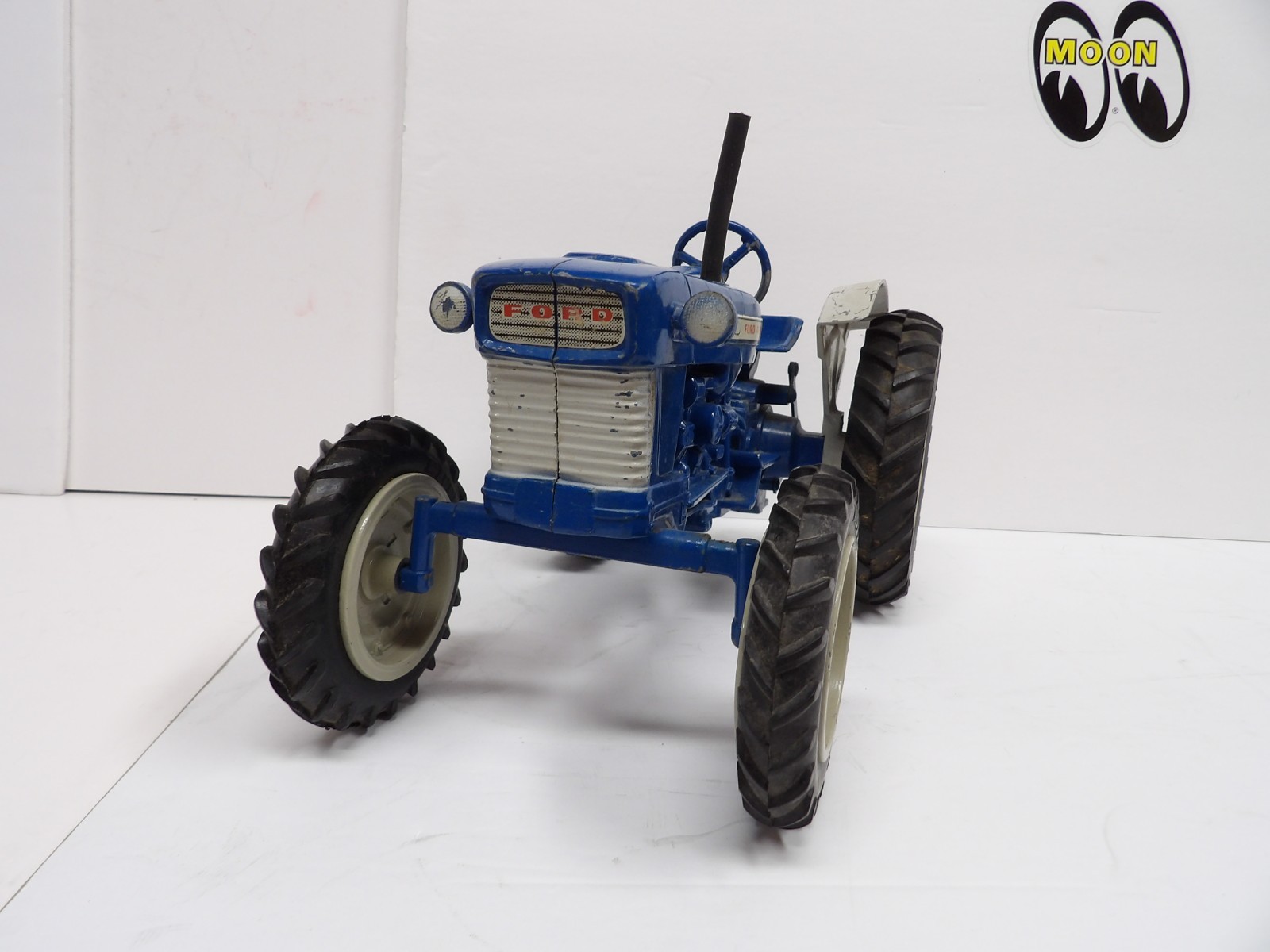 1967 Ford 4000 Tractor 1/16 three point hitch 4 X 4