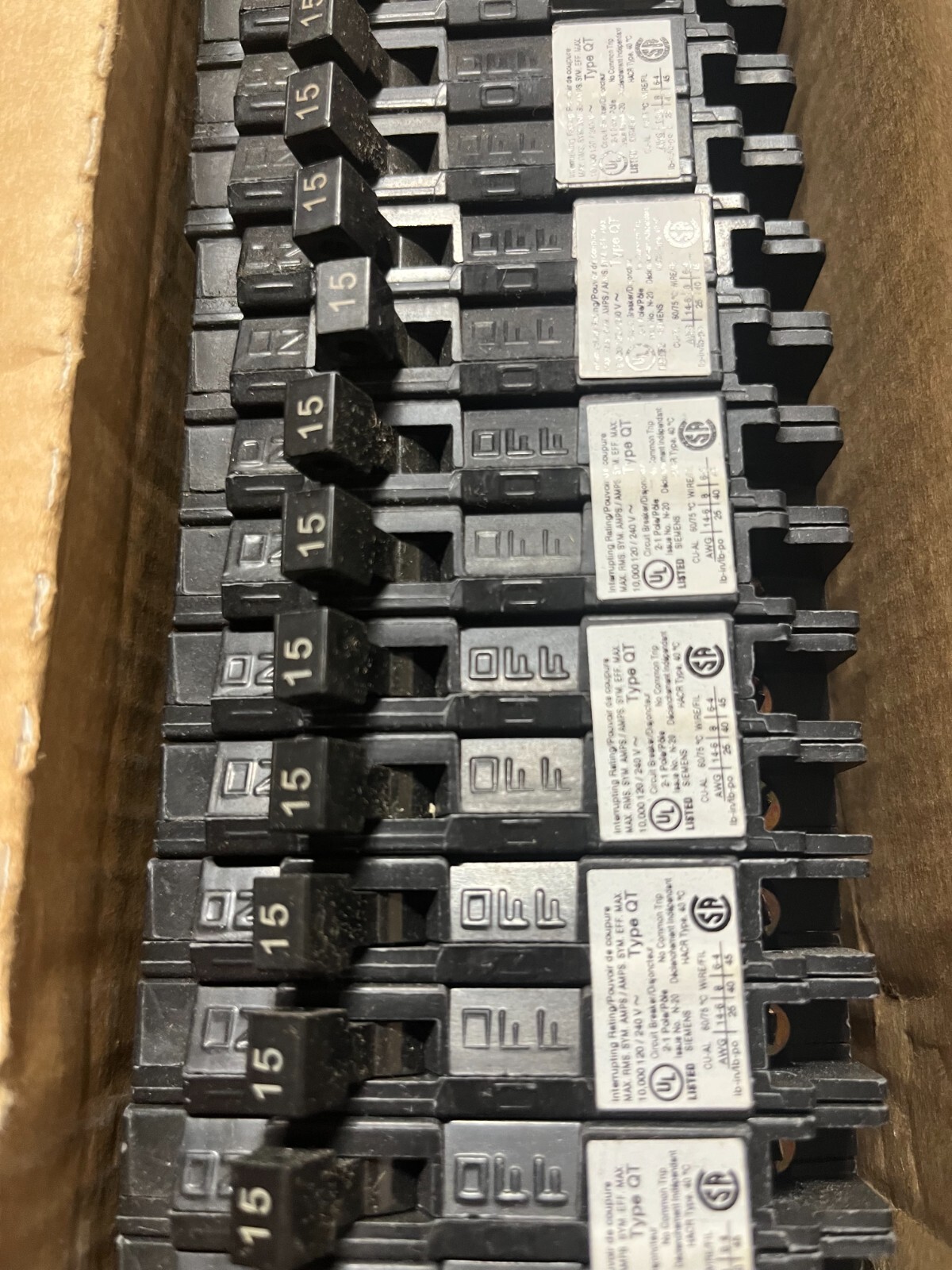 NEW Siemens 15 Amp Twin Duplex 120/240V Circuit Breaker Q1515NCU 12 x