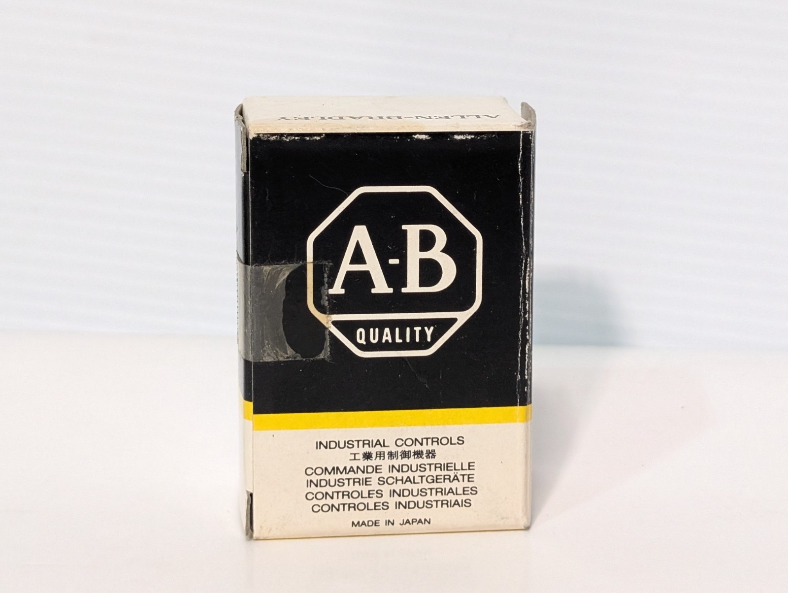 Lot of 2 Allen-Bradley 1745-C2 Expansion Cables SLC 100 15.5in Series A Japan