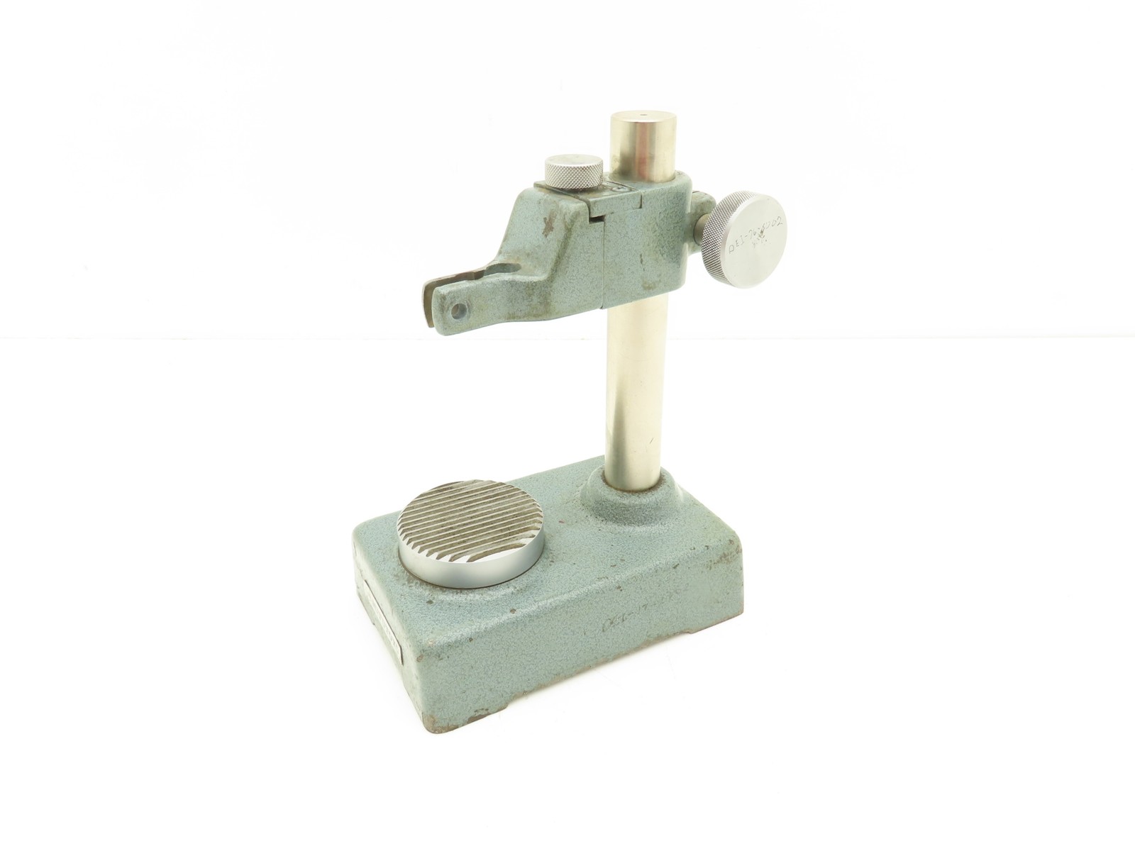 Mitutoyo 7003 Indicator Transfer Stand Serrated Anvil 6-3/8″H Post 3/8″ Stem