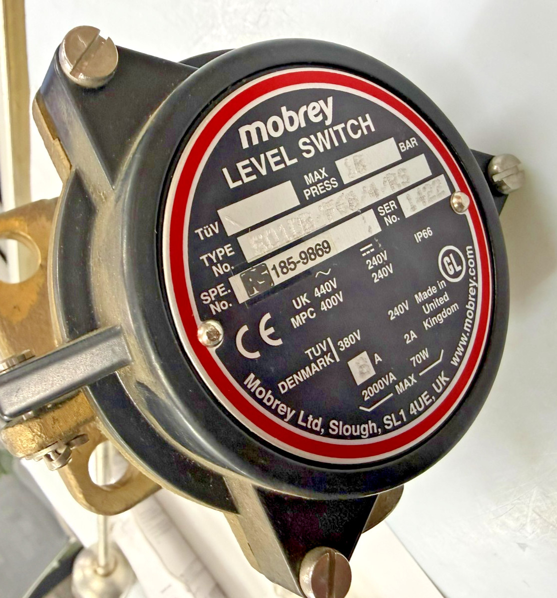 Mobrey S01DB/F68/4 Horizontal variable differential Liquid Level Switch 185-9869