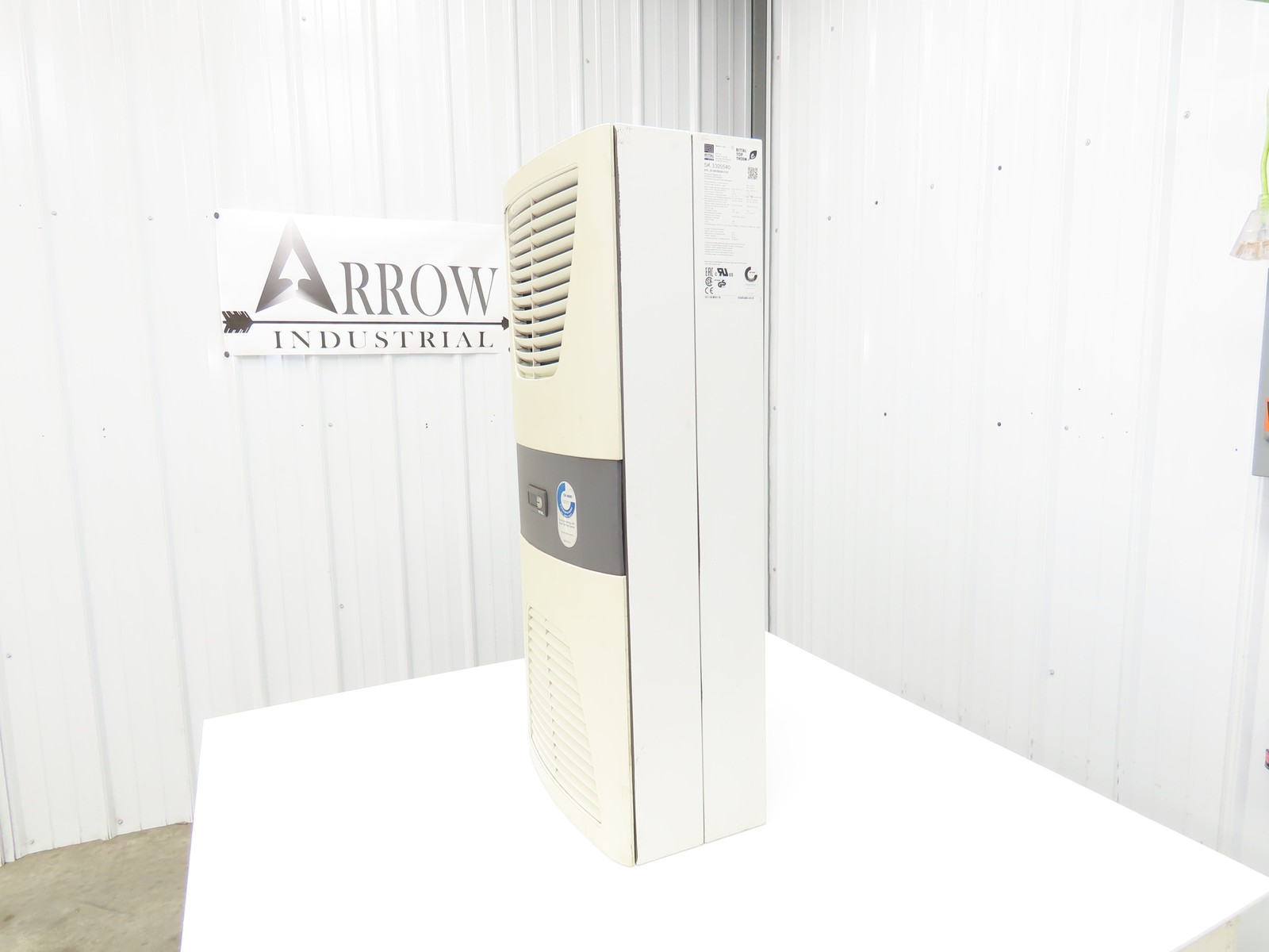 Rittal SK 3305540 Top Therm AC Enclosure Cooling Air Conditioner 1.6Kw 460V 3PH