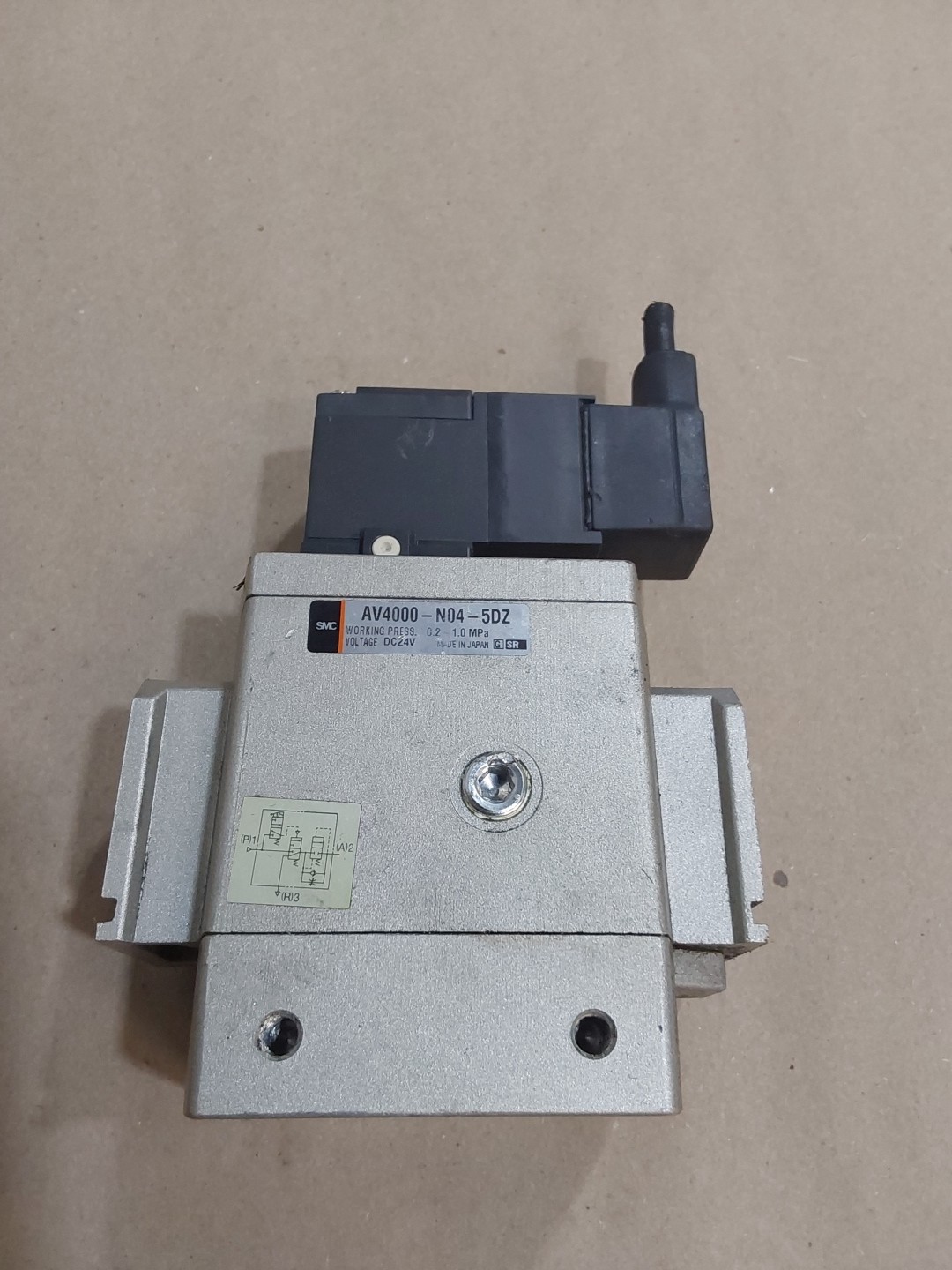 SMC AV4000-N04-5DZ Solenoid Valve