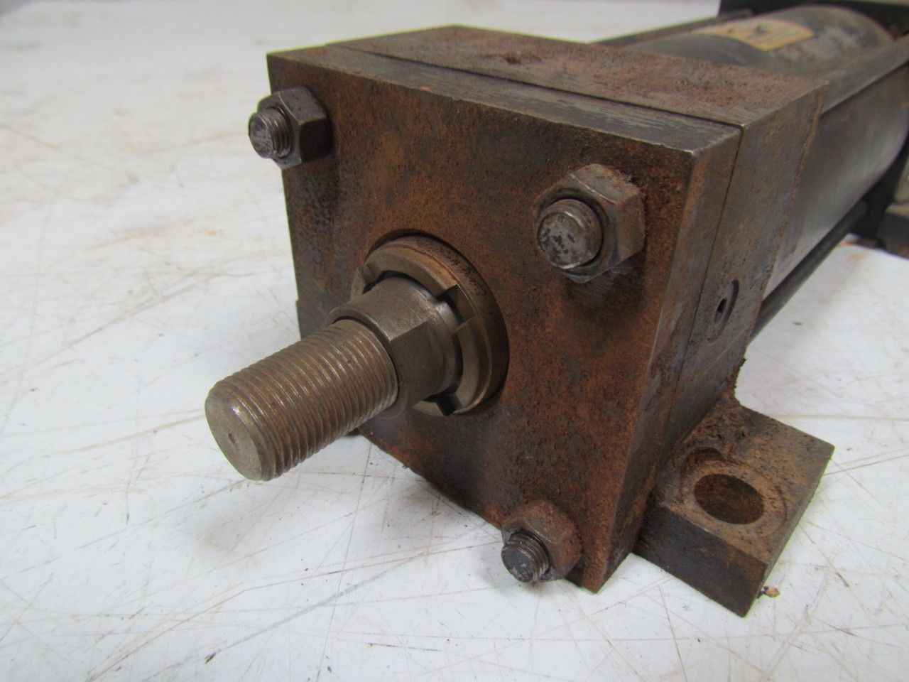 Parker CC2ANUS14AC Pneumatic Air Cylinder 3.25 Bore 6.00 Tie Rod