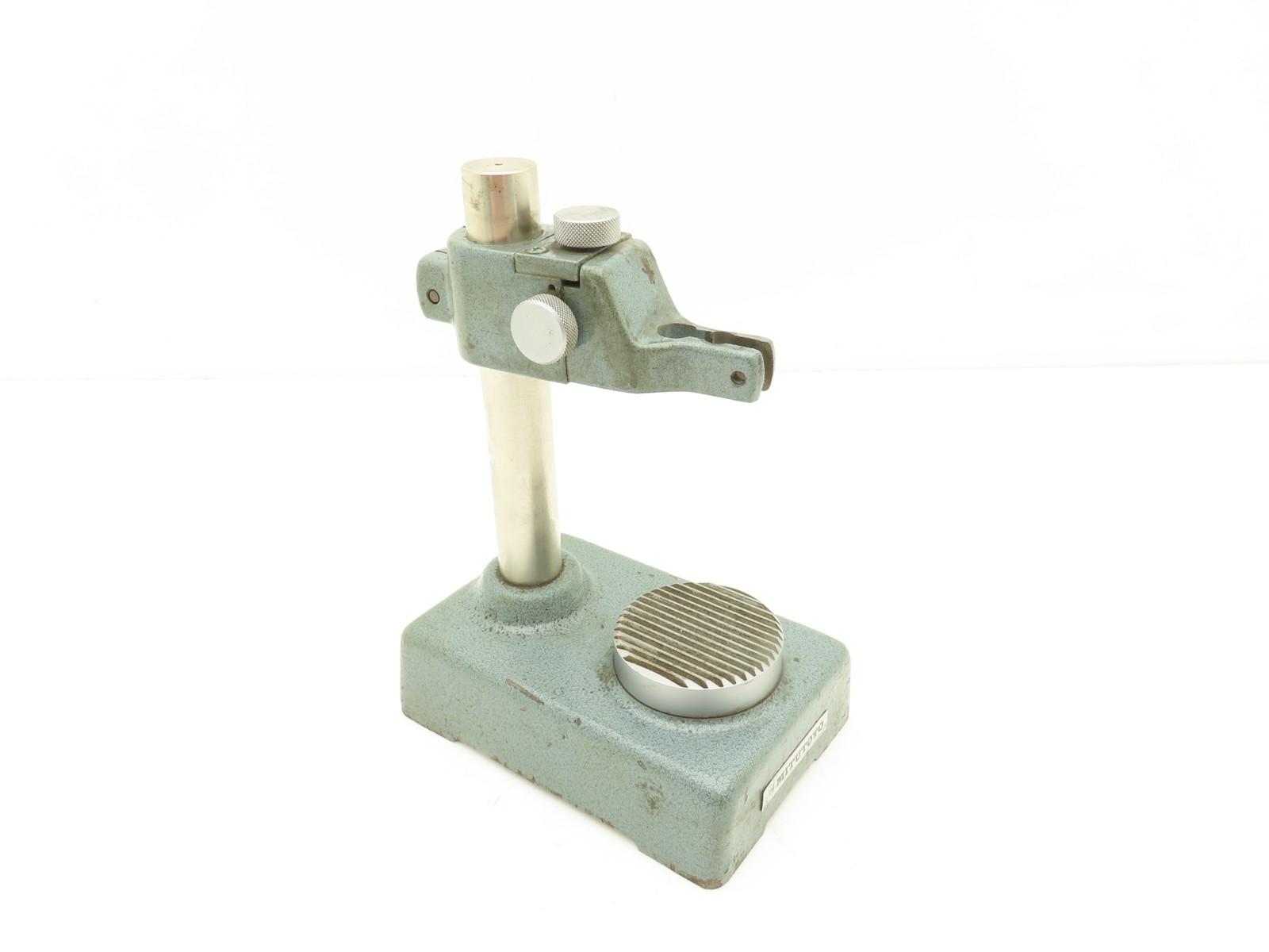 Mitutoyo 7003 Indicator Transfer Stand Serrated Anvil 6-3/8″H Post 3/8″ Stem