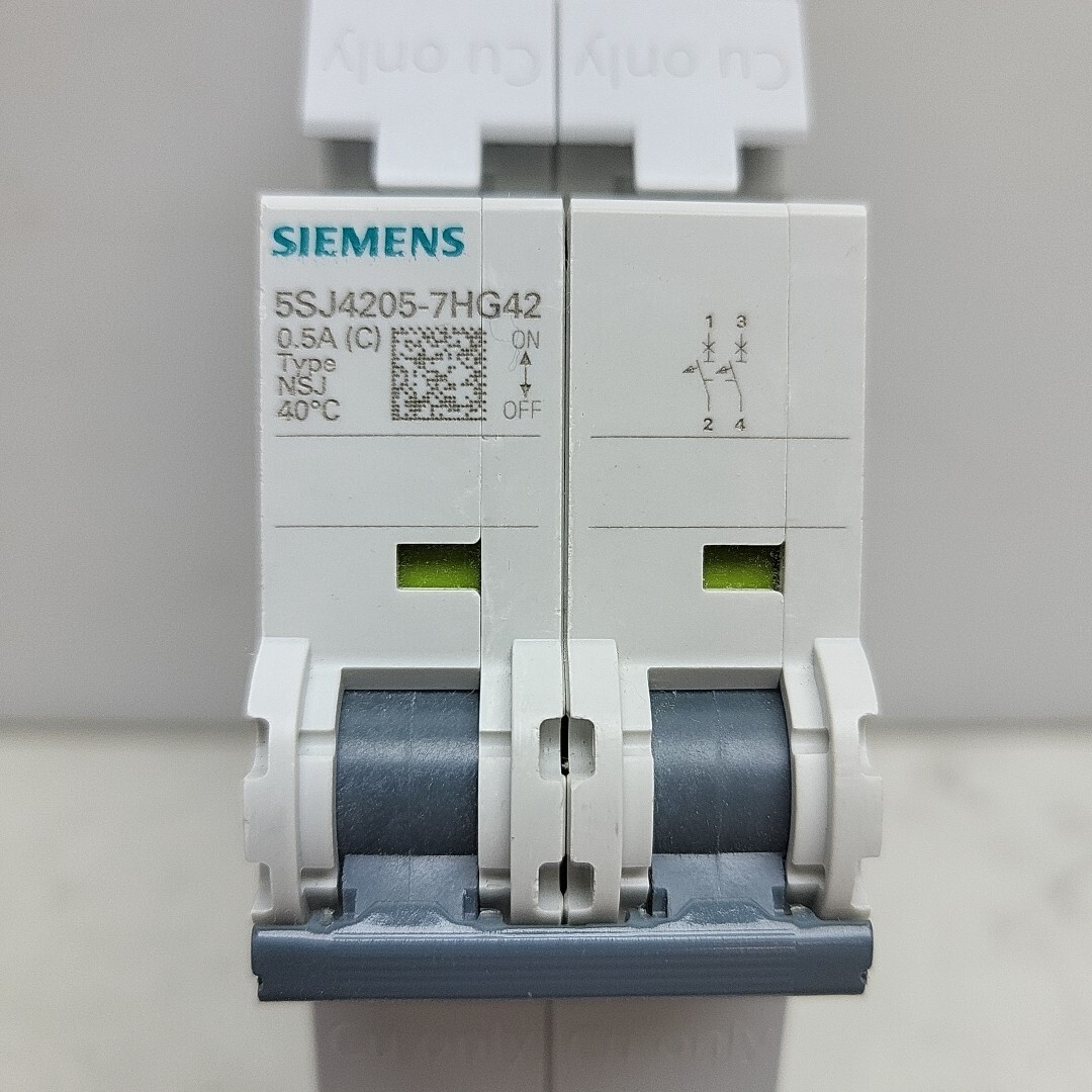 Siemens 5SJ4205-7HG42 Circuit Breaker 0.5A Amp 2-Pole Type NSJ 277V/480Y New