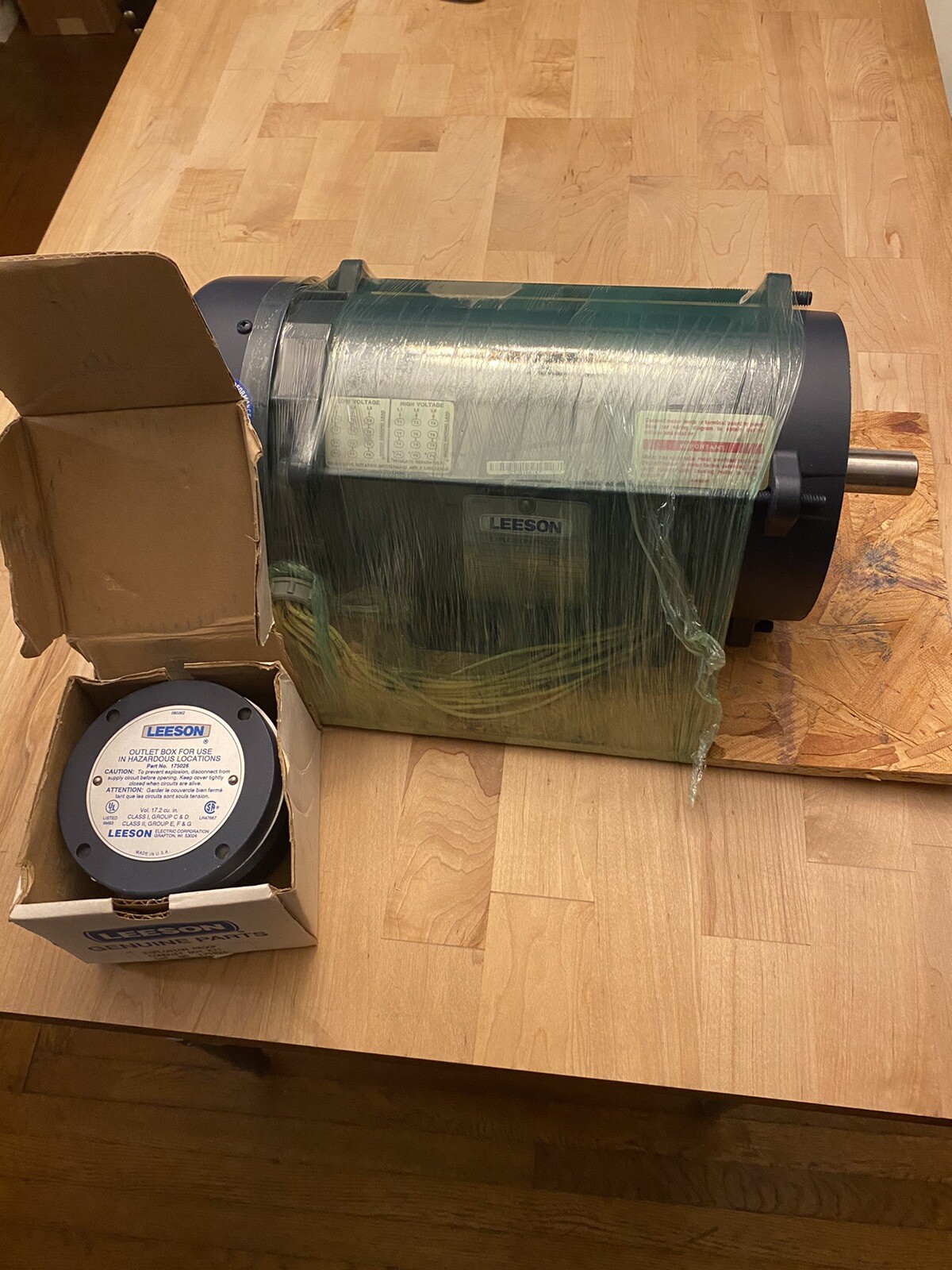Leeson G121182.00 AC Explosion Proof Motor 2Hp 3PH 1740RPM 208-230/460V K145TC