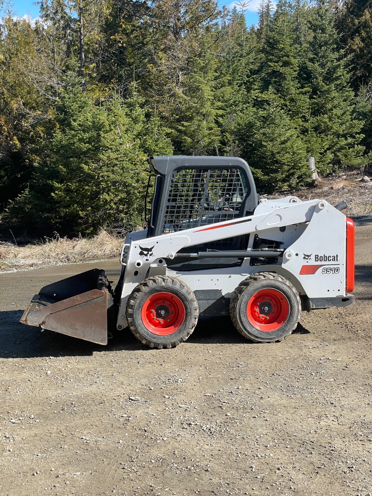 2015 BOBCAT S530 SKID STEER LOADER – AUXILLARY HYDRAULICS – REALLY LOW HOURS!!!