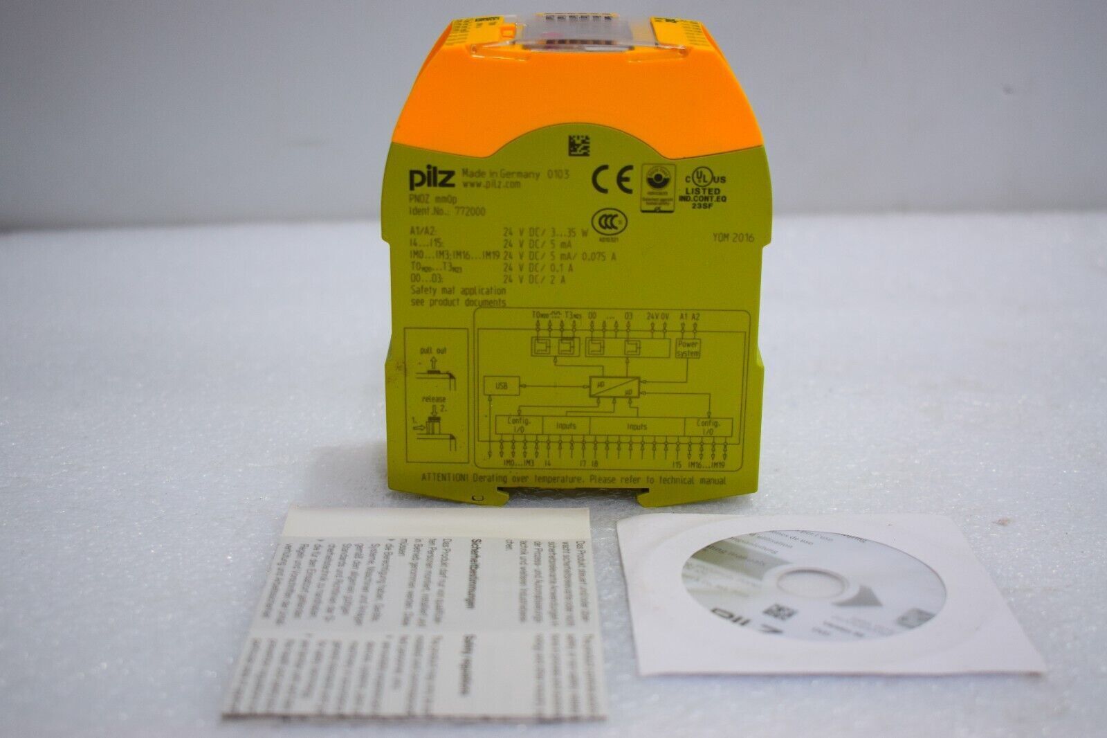 PILZ 772000 PNOZ mm0p CONFIGURABLE SAFE COMPACT CONTROLLERS NEW OPEN