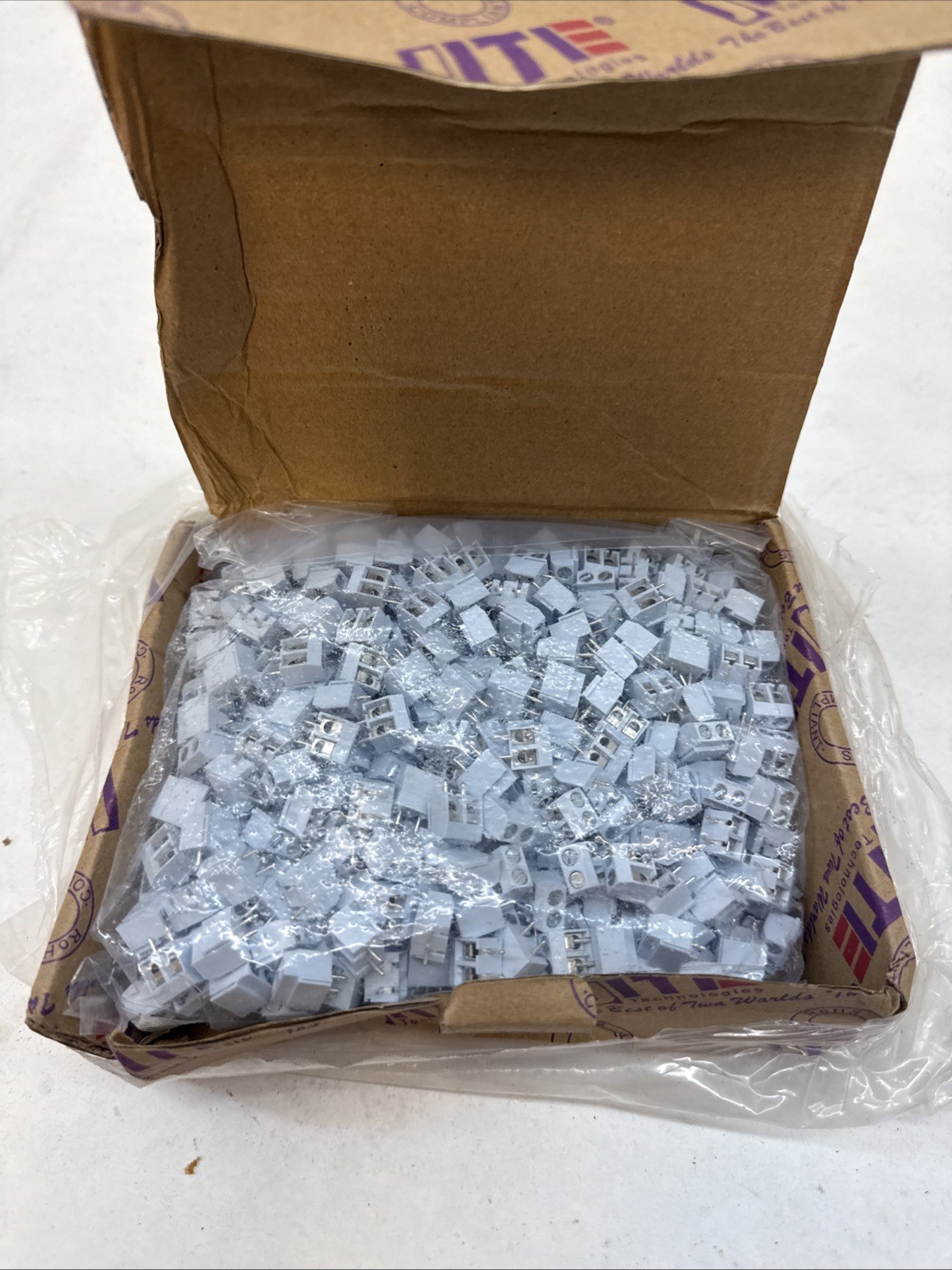 HITE Industrial Connectors 600 Piece Pack JTB450-00-2-18-0 14-825 White