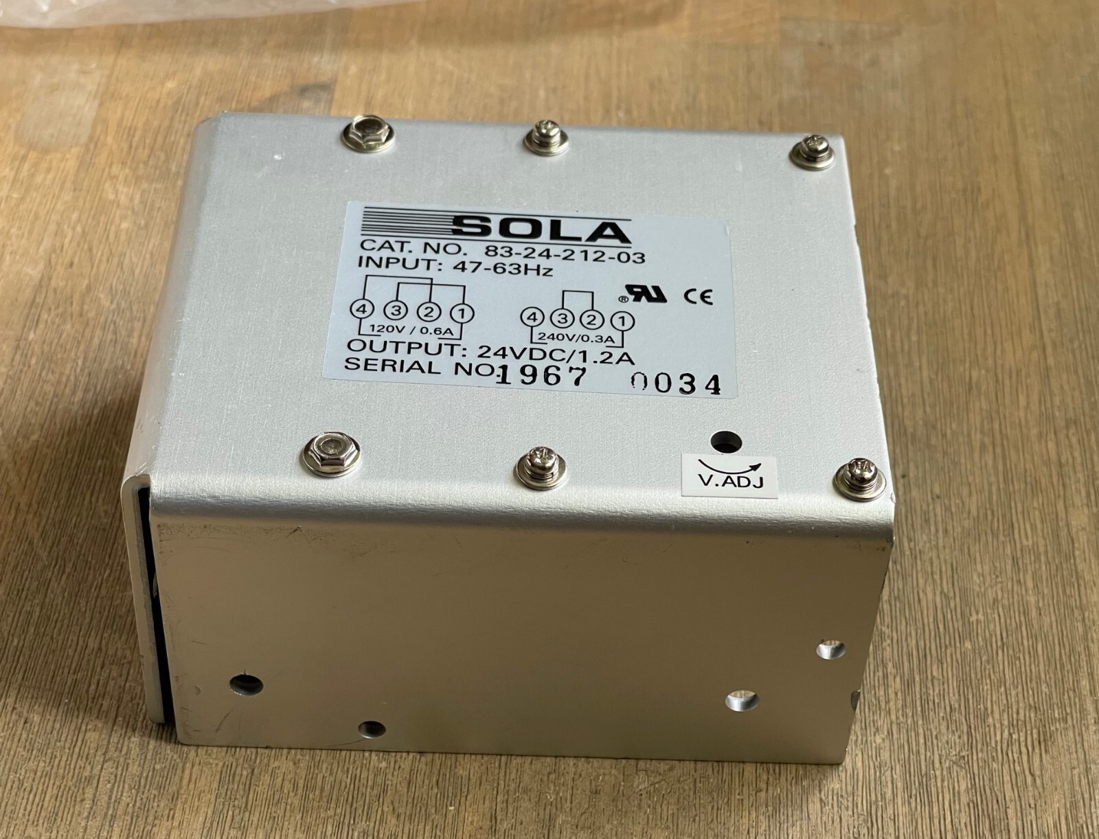 SOLA 83-24-212-03 POWER SUPPLY INPUT 47-63HZ OUTPUT 24VDC 1.2A NEW