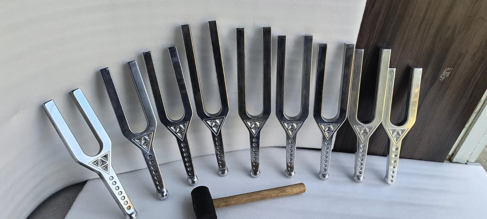 7 CHAKRA Combo Sound Swords Pack of 7 Giant Tuning Fork For Healing, Meditation