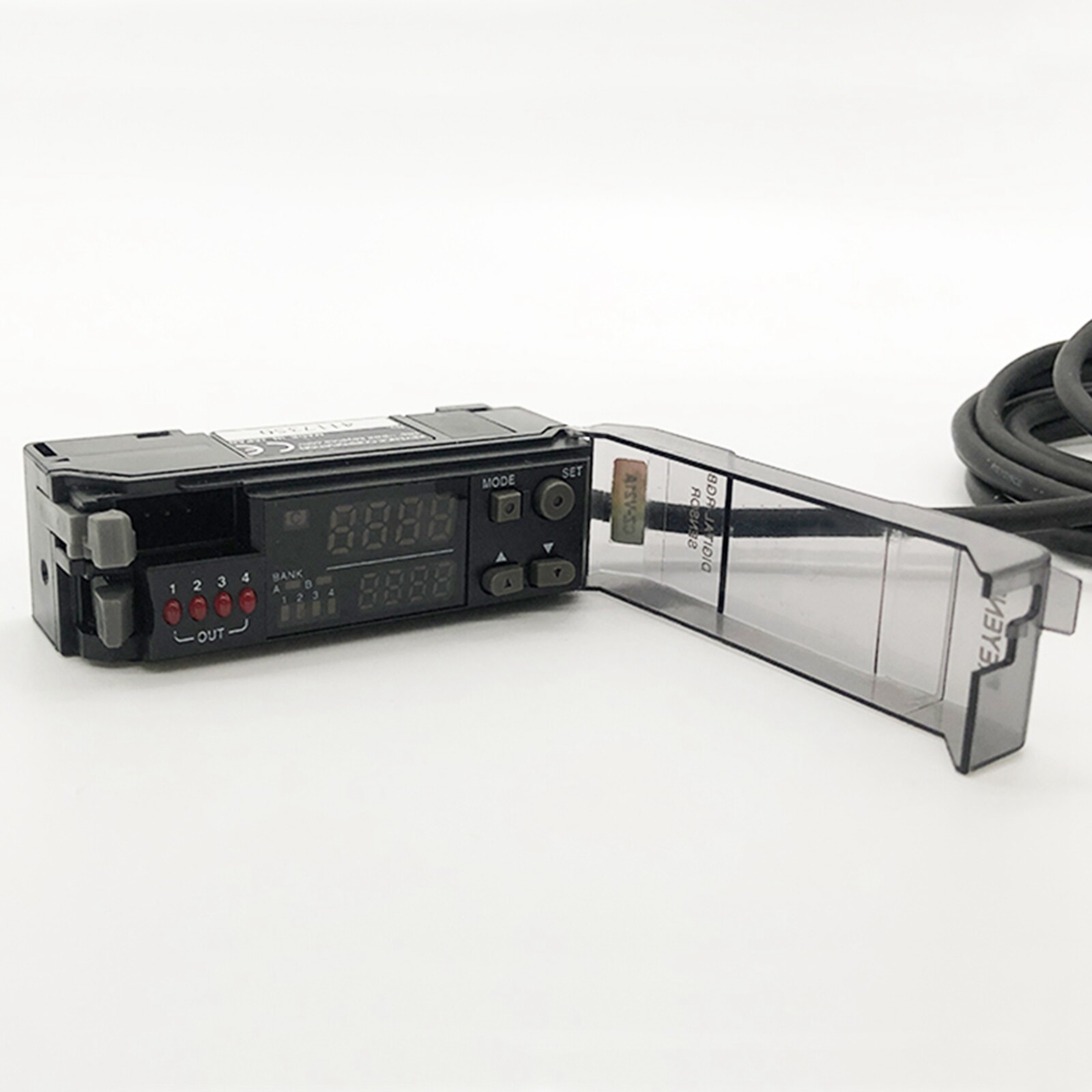 NEW Keyence Digital RGB Fibreoptic Sensor CZ-V21A CZV21A