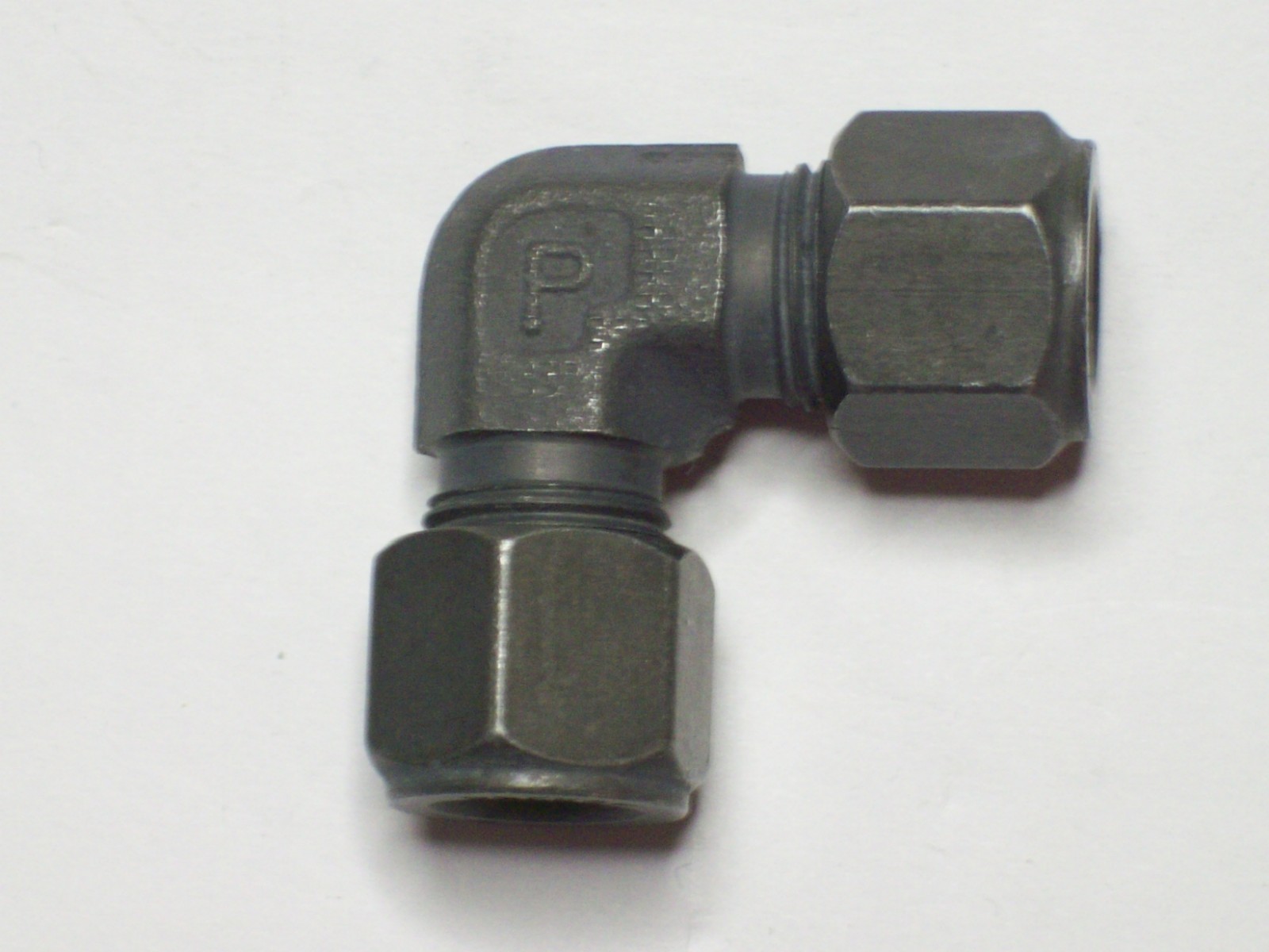 1- Parker S75 Steel CPI Elbow Union, 3/8″ Tube x 3/8″ Tube, 6-6 EBZ-S