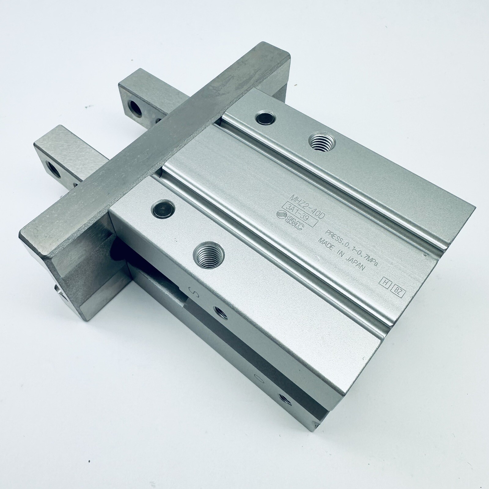 SMC MHZ2-40D Parallel Type Double-Acting Pneumatic Air Gripper